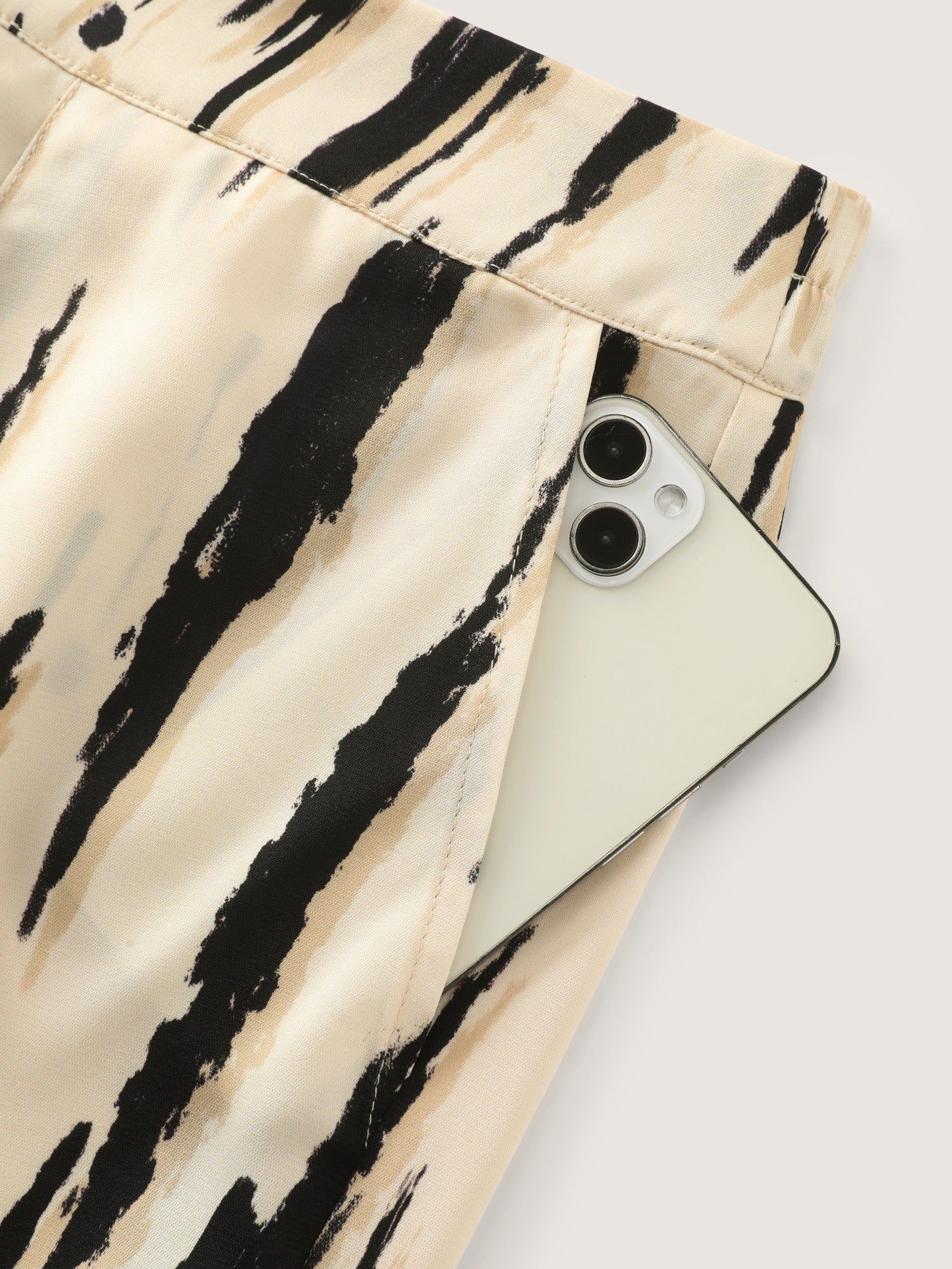 Abstract Print Side Slit Wide Leg Pants - Image 7