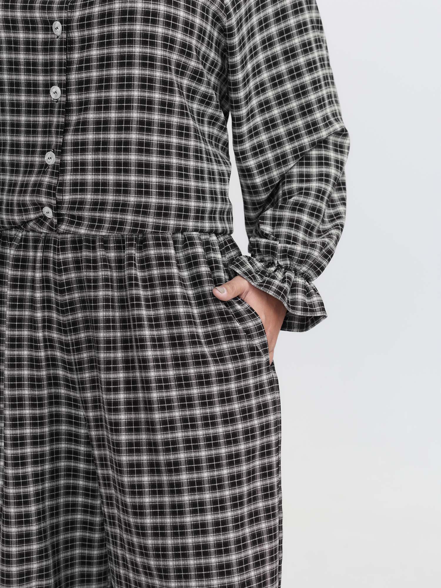 Gingham Print Ruffled Hem Co-Ord Pajama Set - Image 12