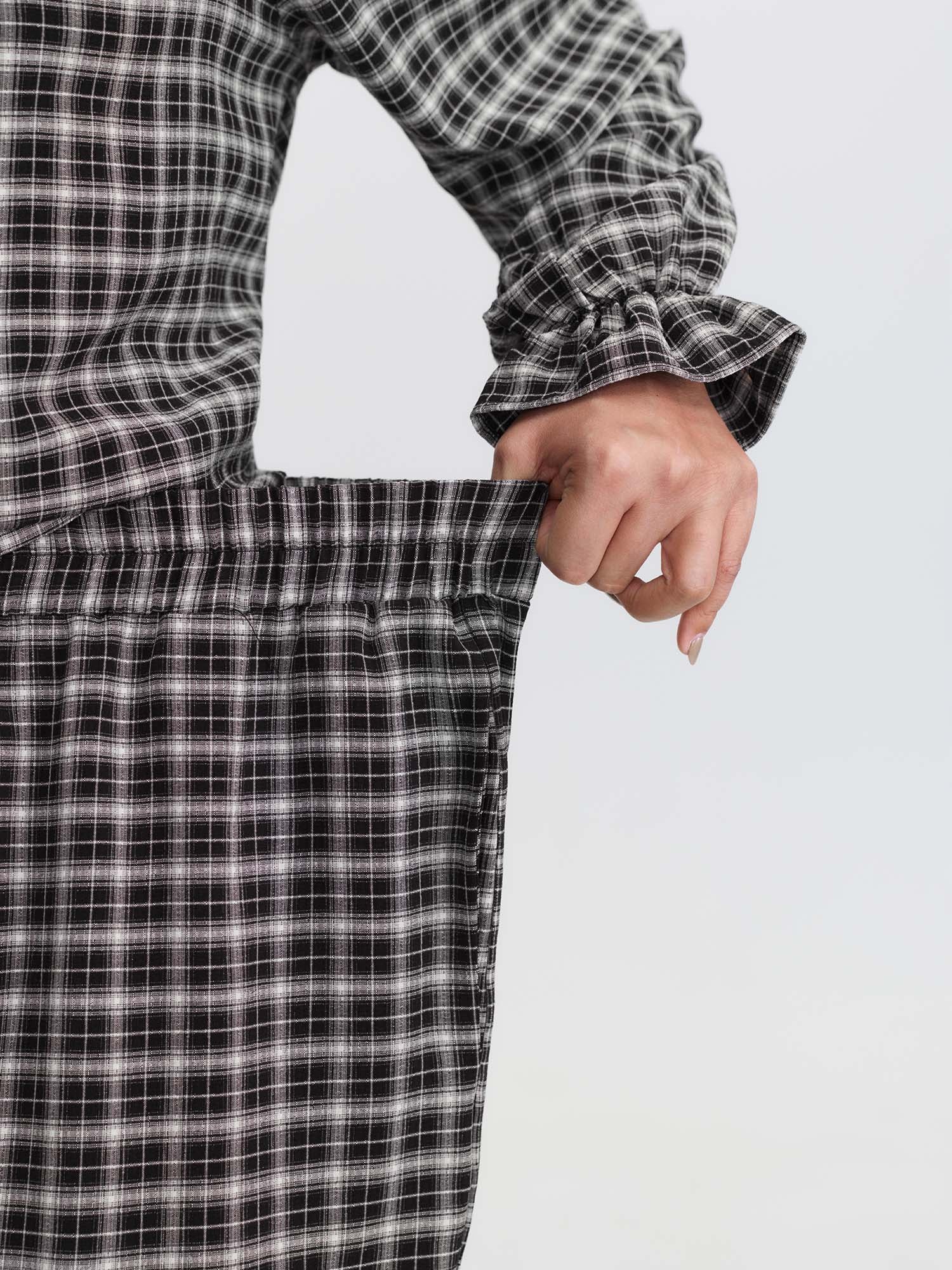 Gingham Print Ruffled Hem Co-Ord Pajama Set - Image 13