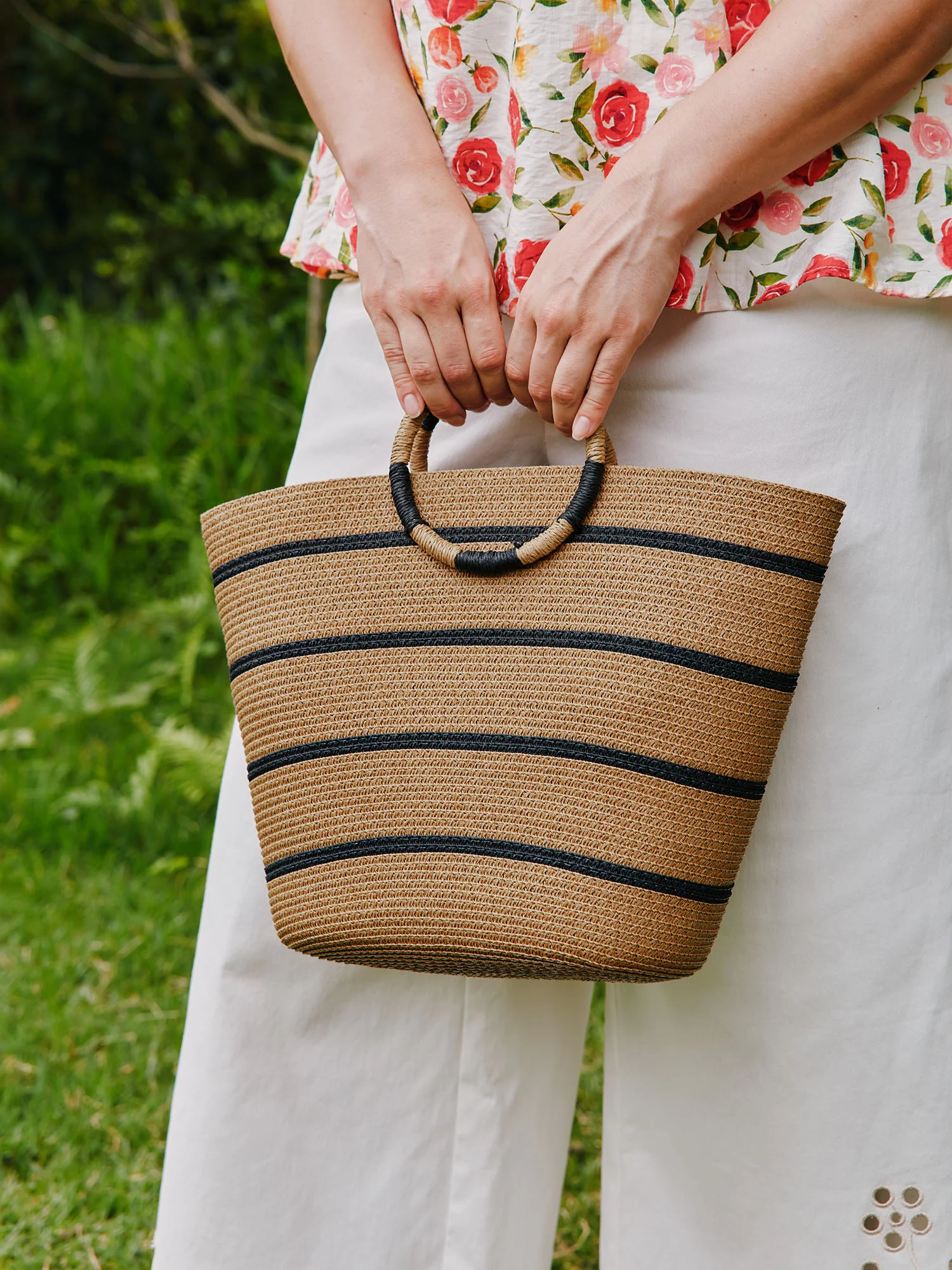 Hand Woven Color Contrast Shoulder Bag
