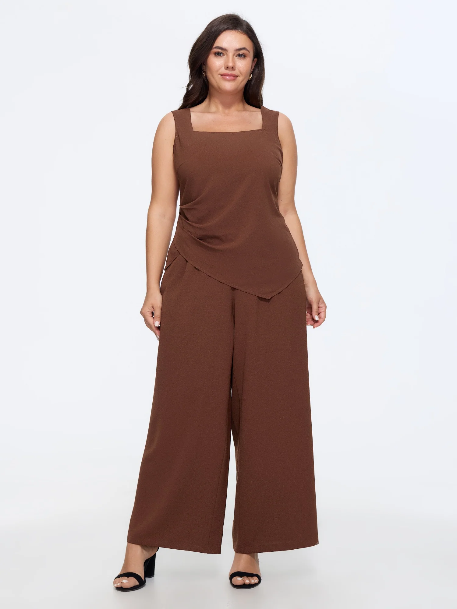 Solid Side Ruched Asymmetrical Hem Tank Top - Image 3