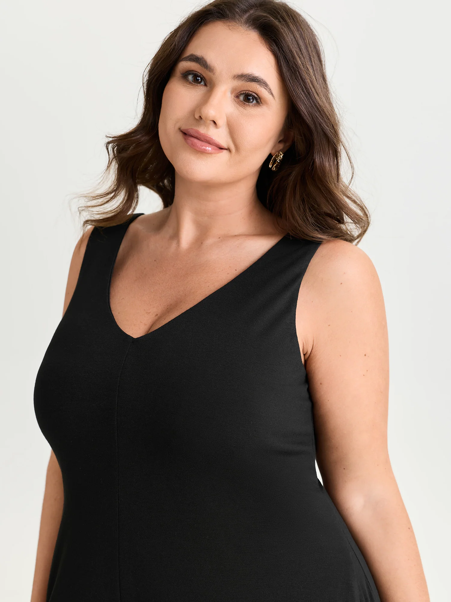 Stretchy Deep Back Neckline Jumpsuit - Image 2