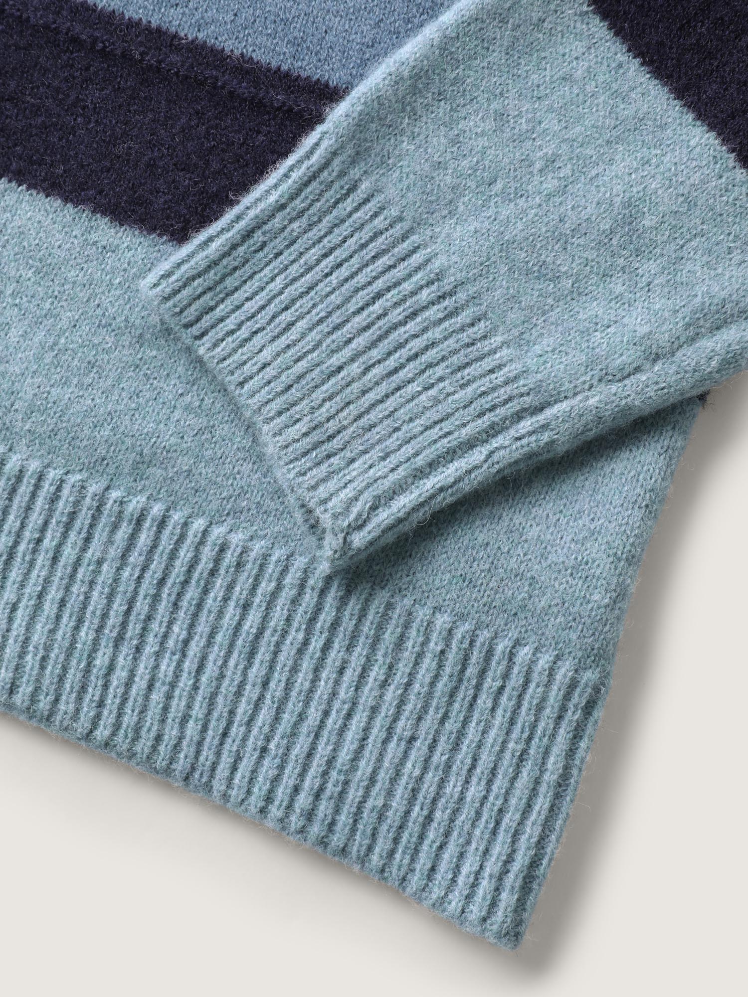 Striped Print Color Contrast Pullover - Image 9
