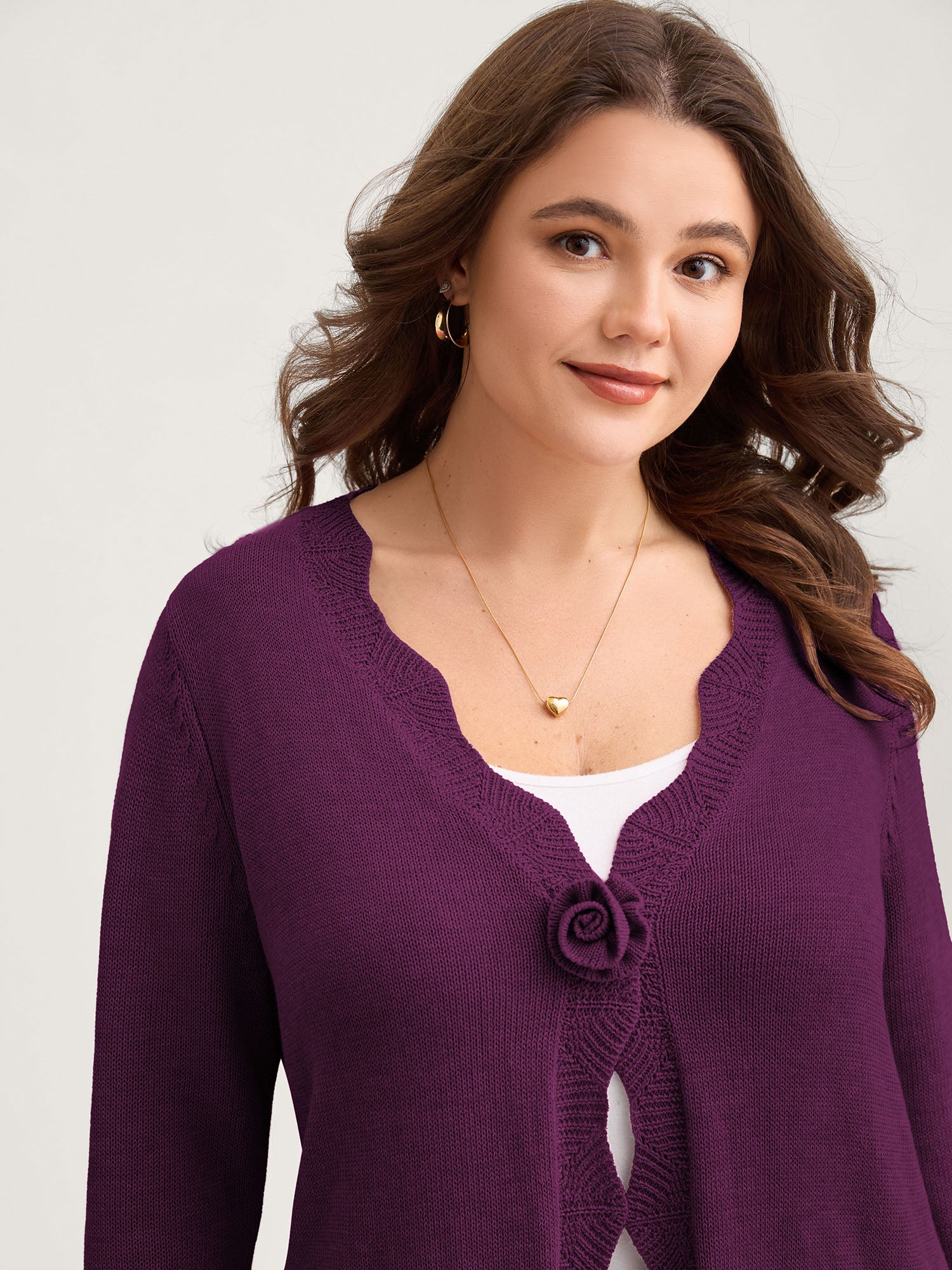 Supersoft Textured Floral Button Ruffled Hem Knit Cardigan - Image 4