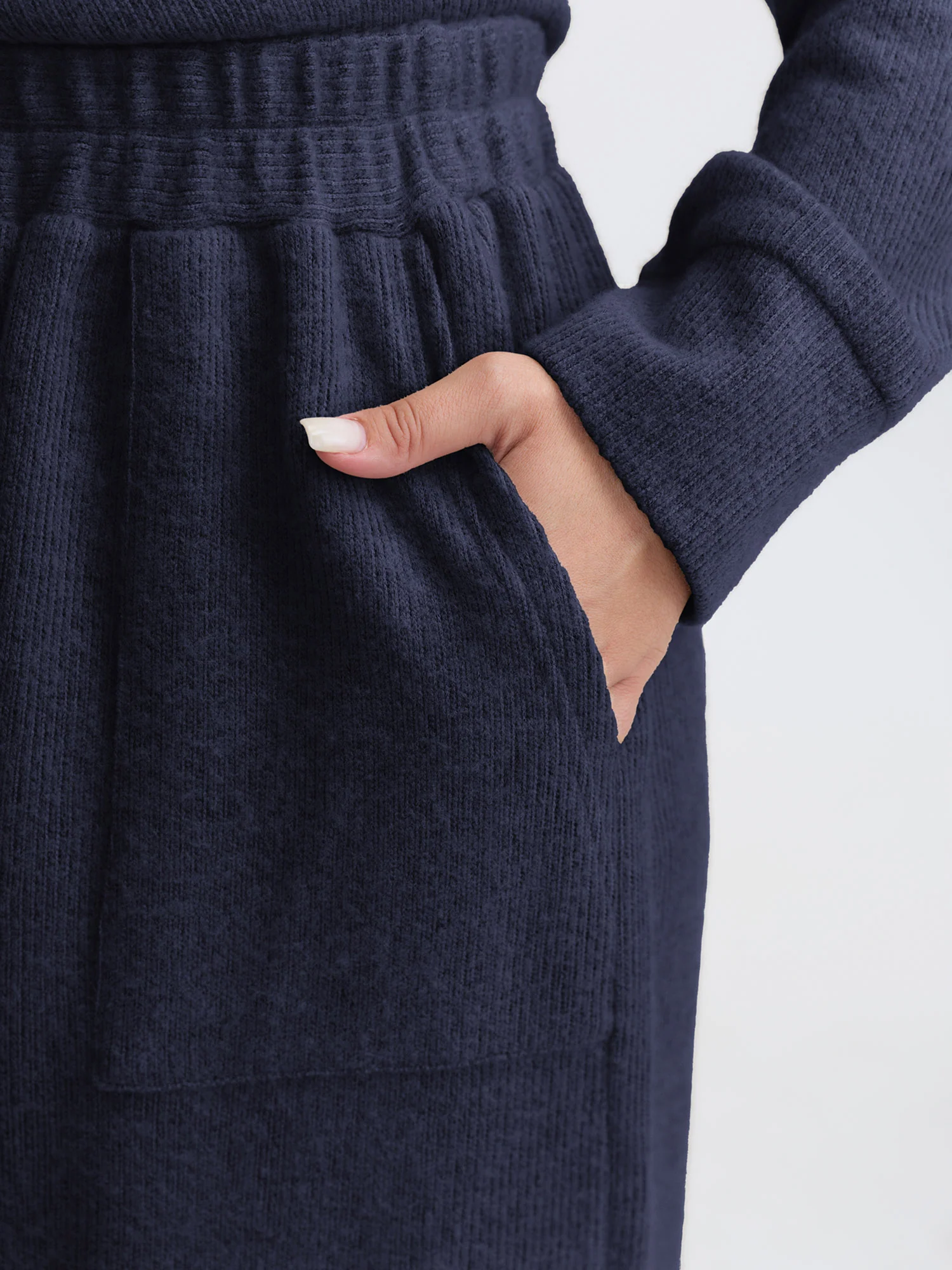 Turtleneck Snuggle-Worthy Loungewear Set - Image 12