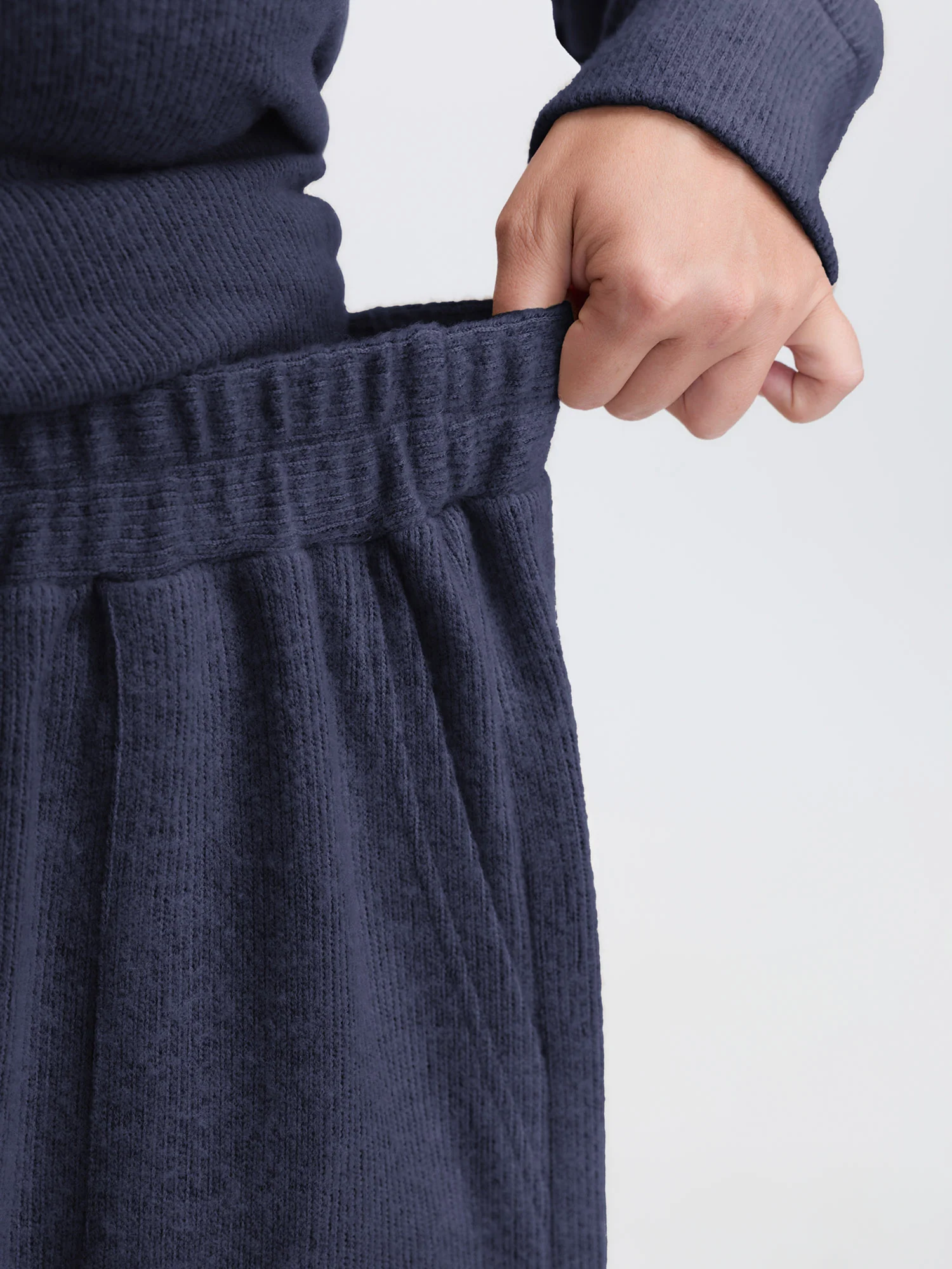 Turtleneck Snuggle-Worthy Loungewear Set - Image 13
