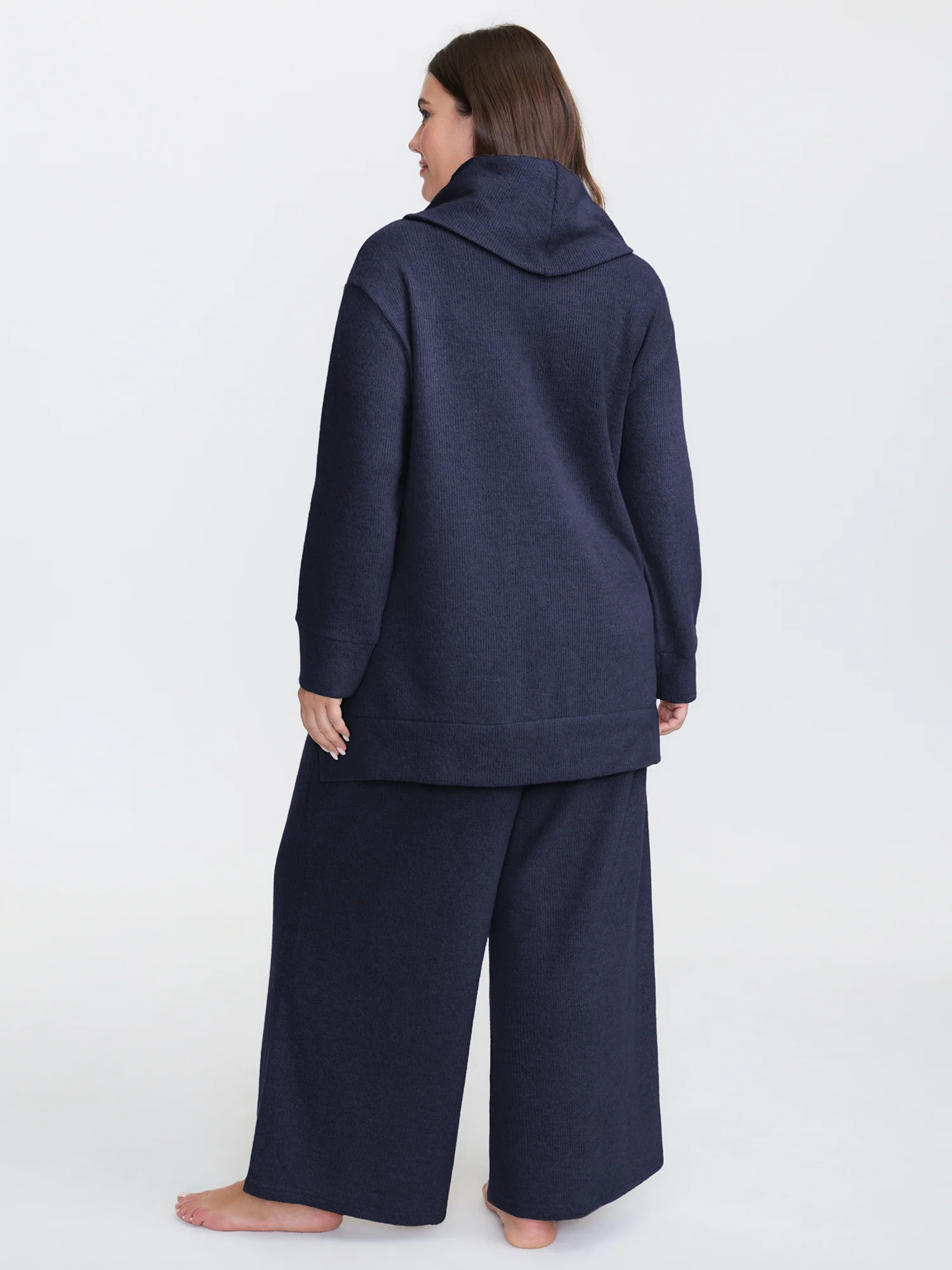 Turtleneck Snuggle-Worthy Loungewear Set - Image 14