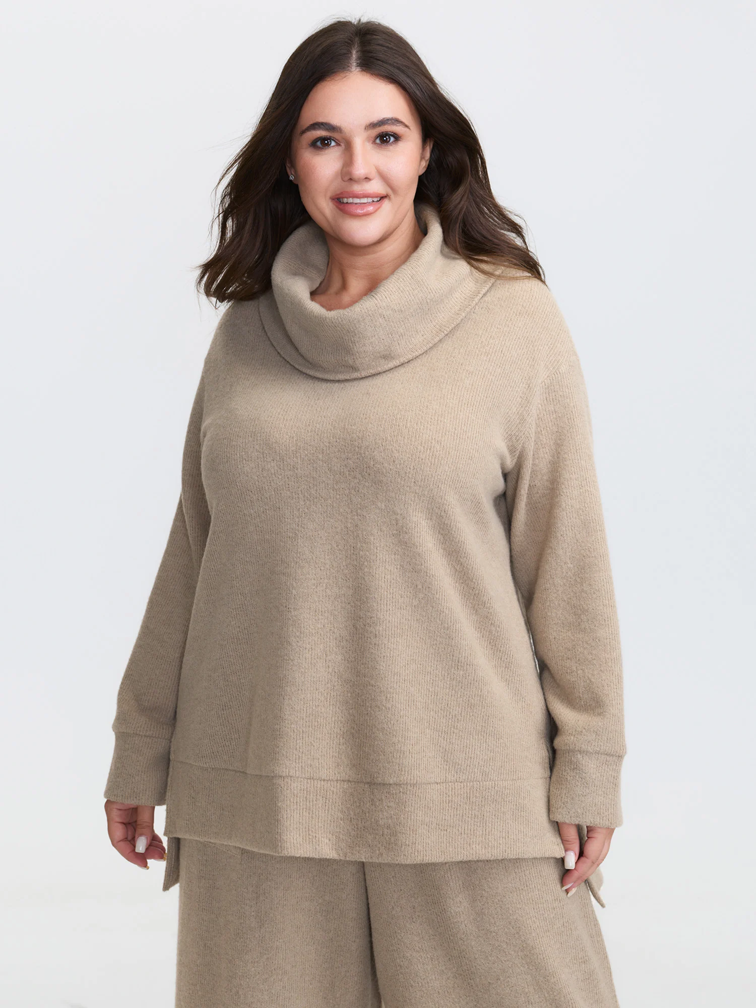 Turtleneck Snuggle-Worthy Loungewear Set - Image 17