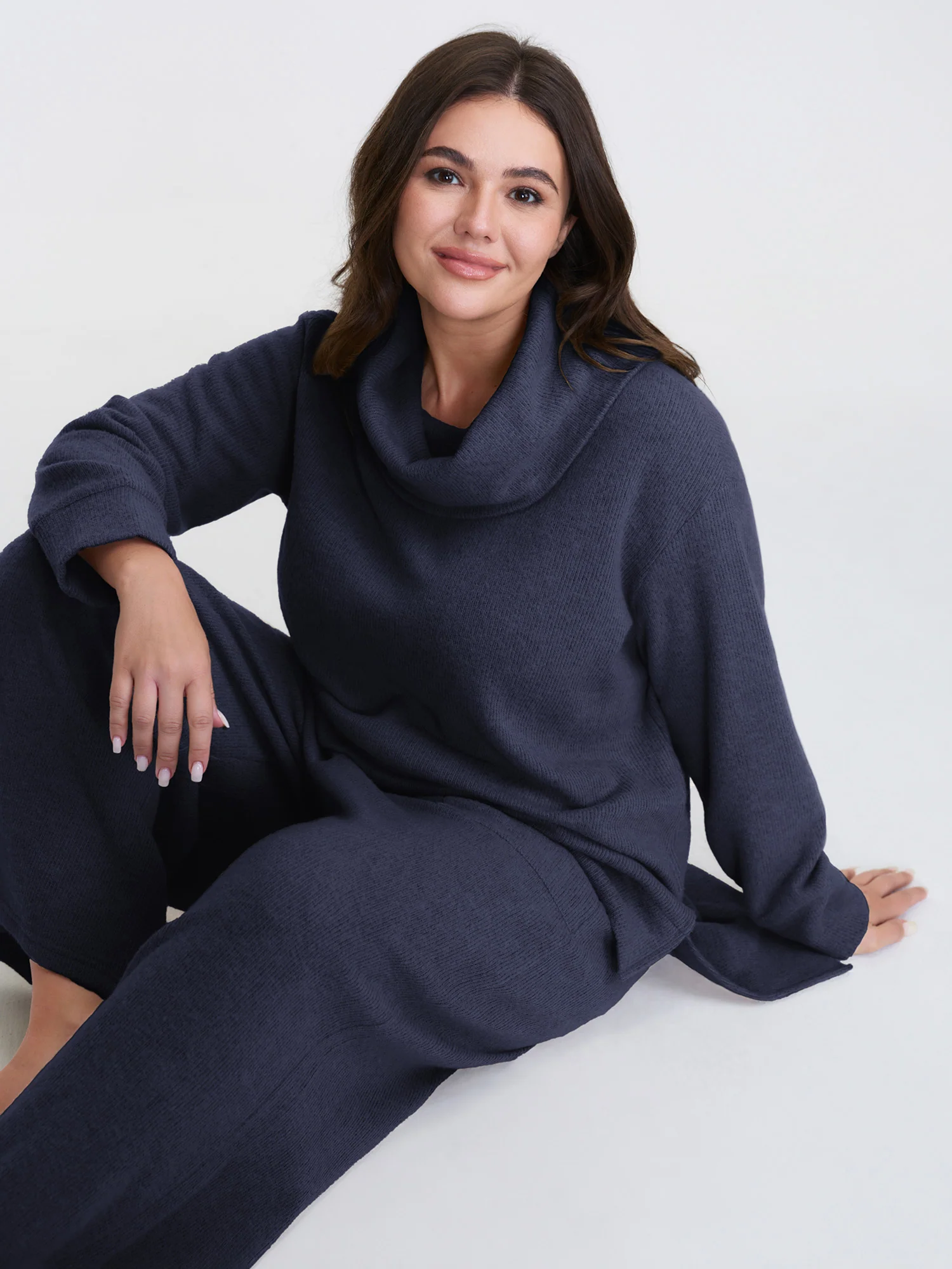 Turtleneck Snuggle-Worthy Loungewear Set - Image 8